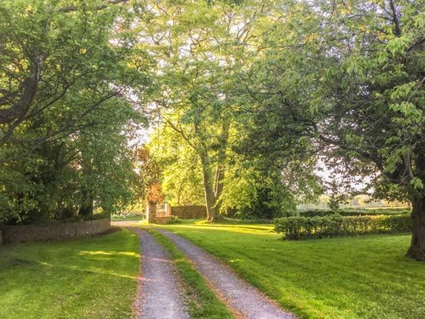 Flanders Hall West Burton المظهر الخارجي الصورة